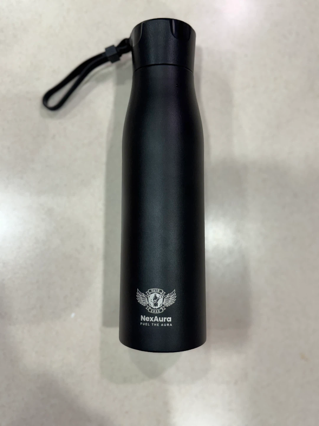 NexAura Smart Water Bottle with Temperature Display - photo 3