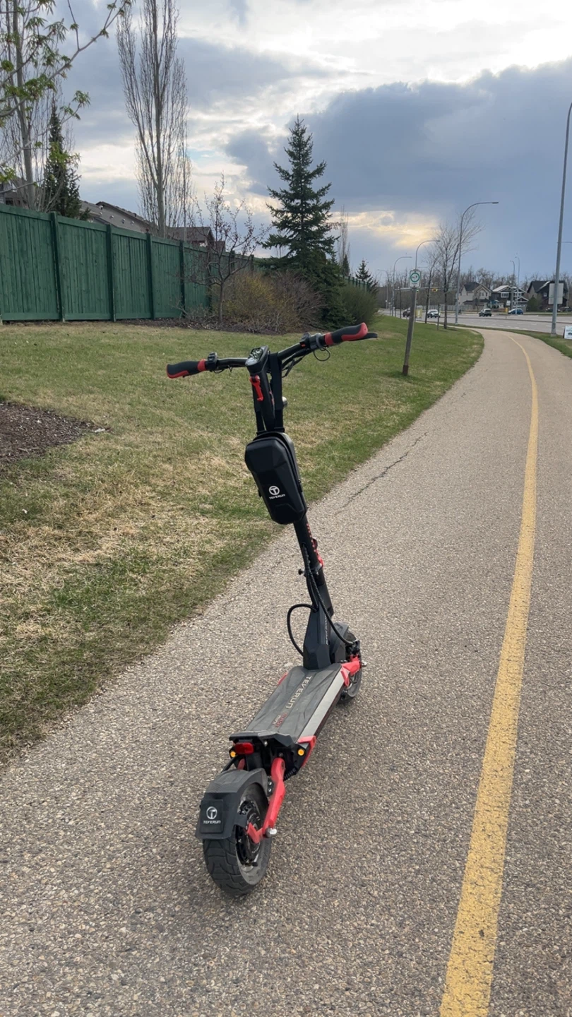 ZERO 10X Electric Scooter - Black/Red