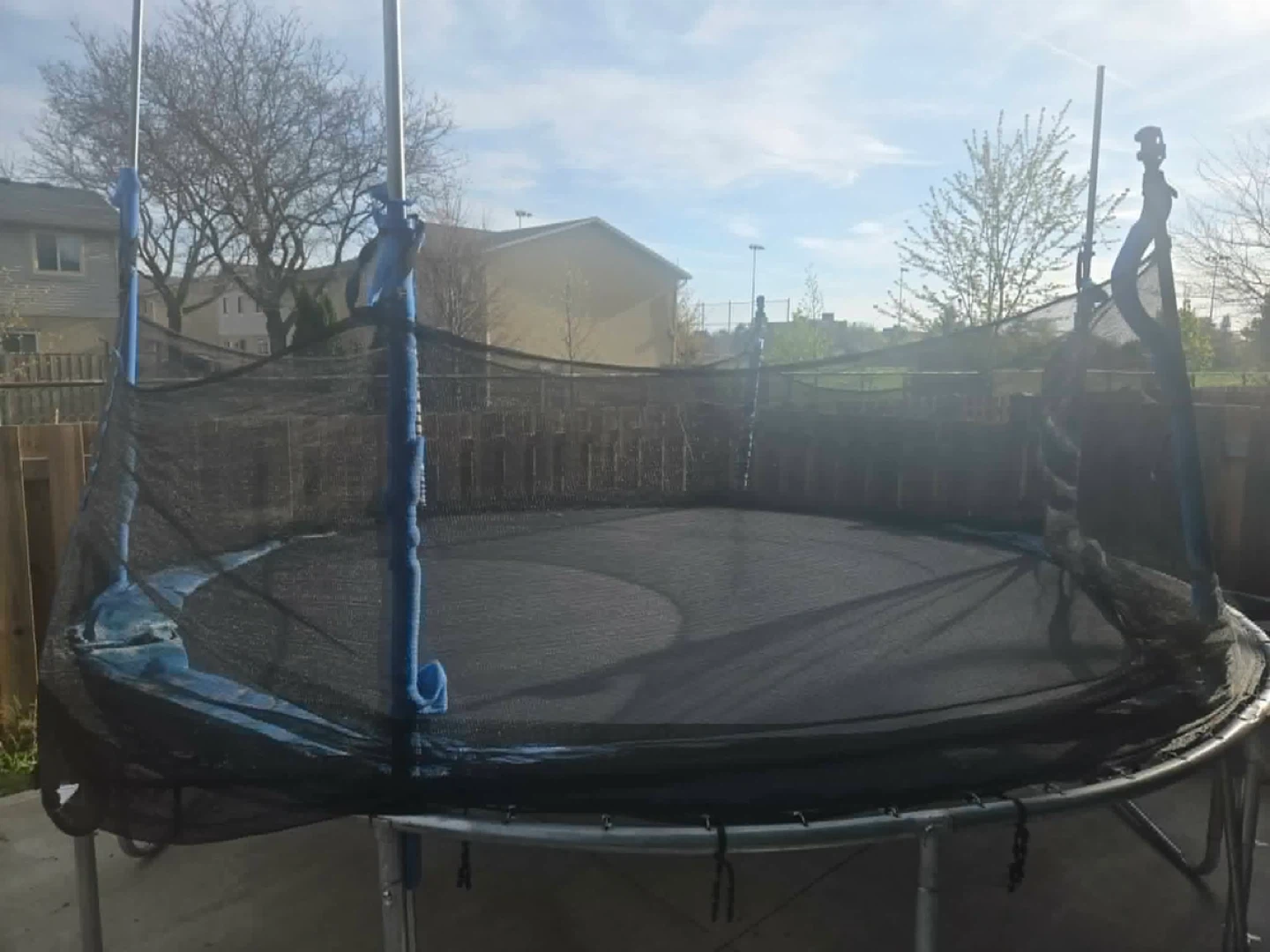 Round Trampoline with Safety Net