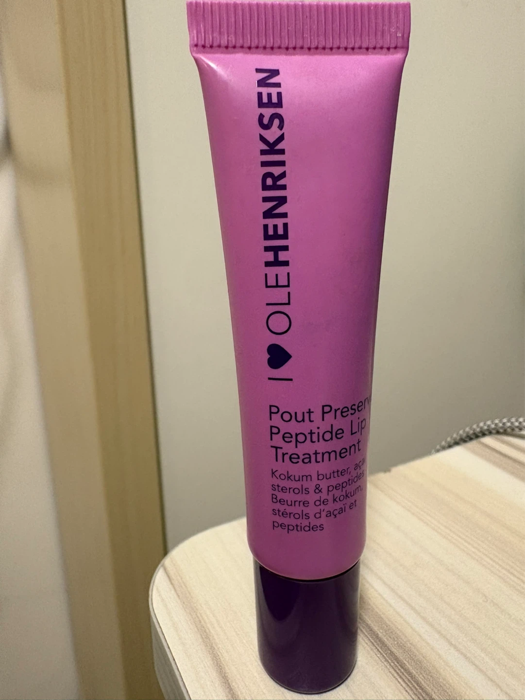 OleHenriksen Pout Preserve Peptide Lip Treatment - Grape Fizz