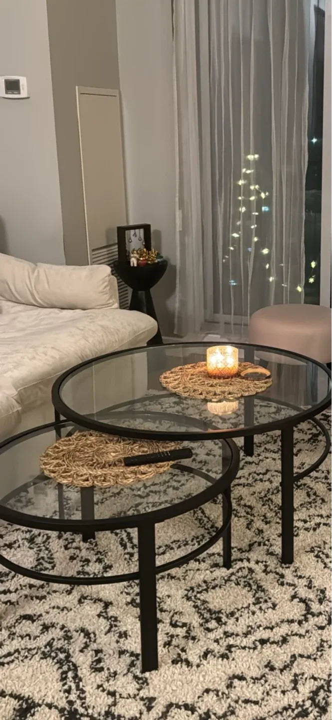 Set of 2 Round Glass Top Coffee Tables