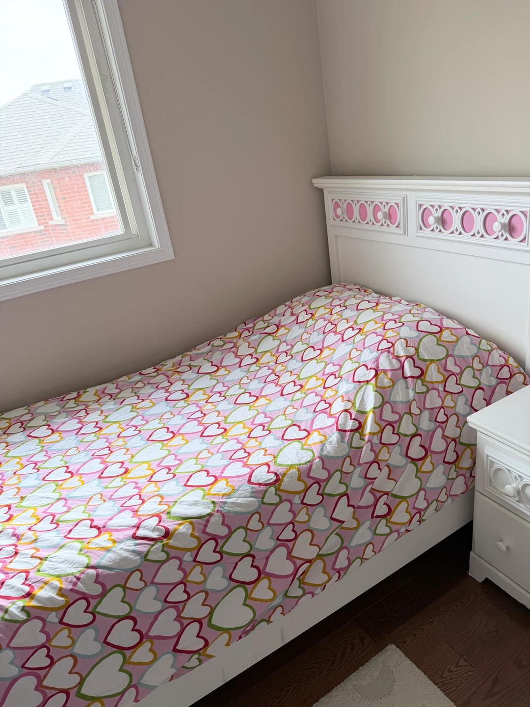 Customizable Headboard Inserts girls bed
