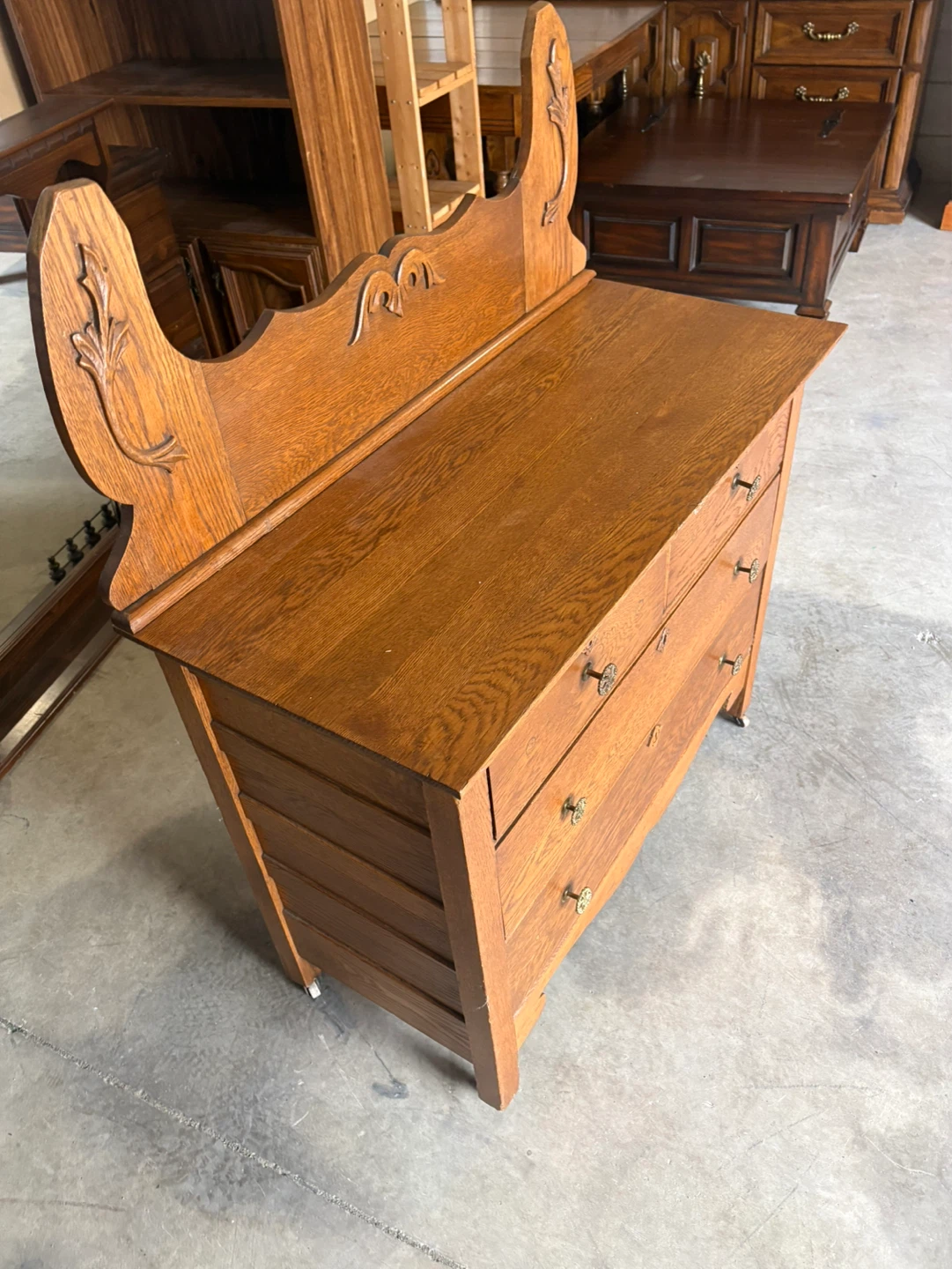 Free delivery used Antique Oak Dresser - photo 3
