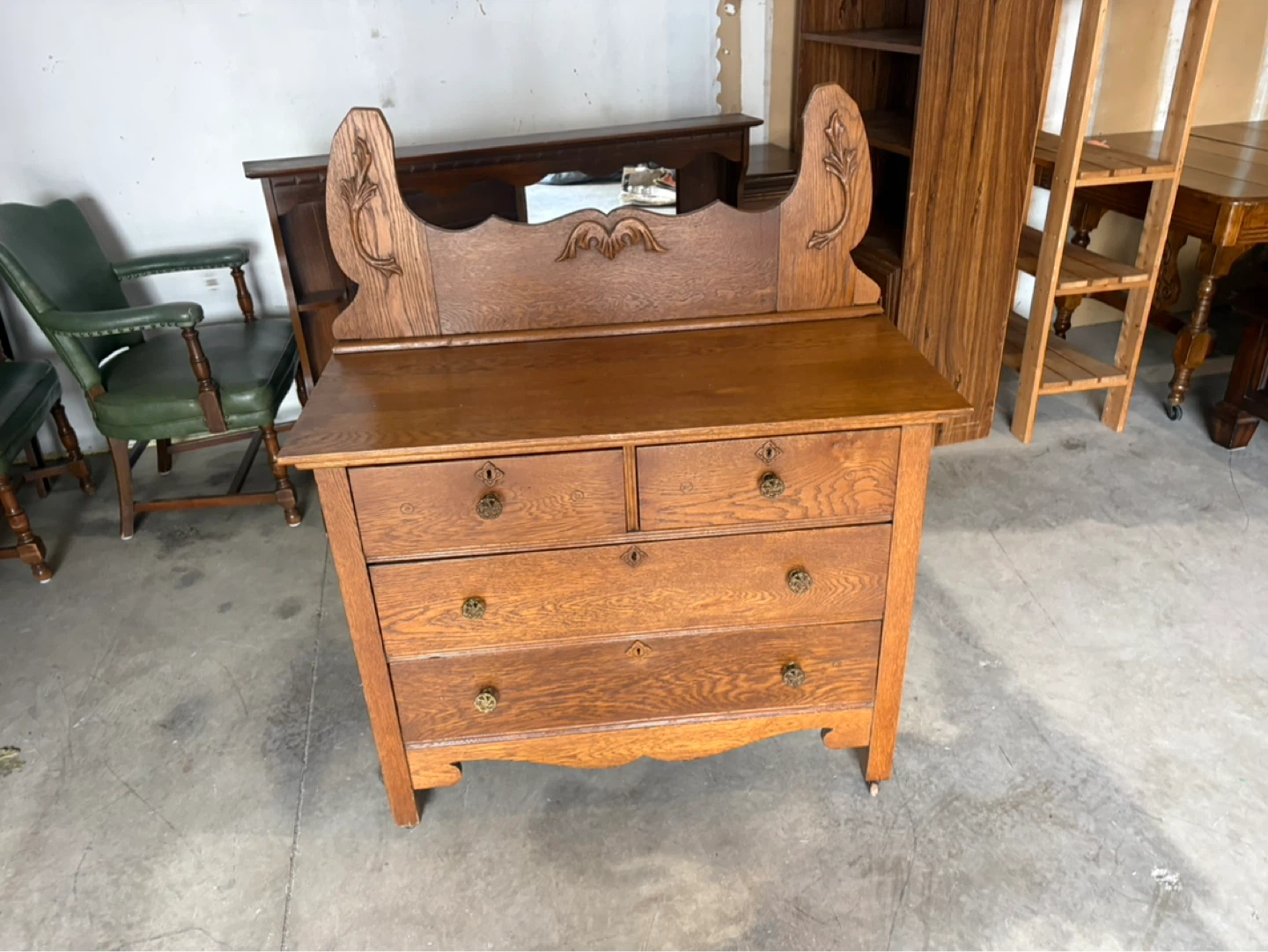 Free delivery used Antique Oak Dresser - photo 5