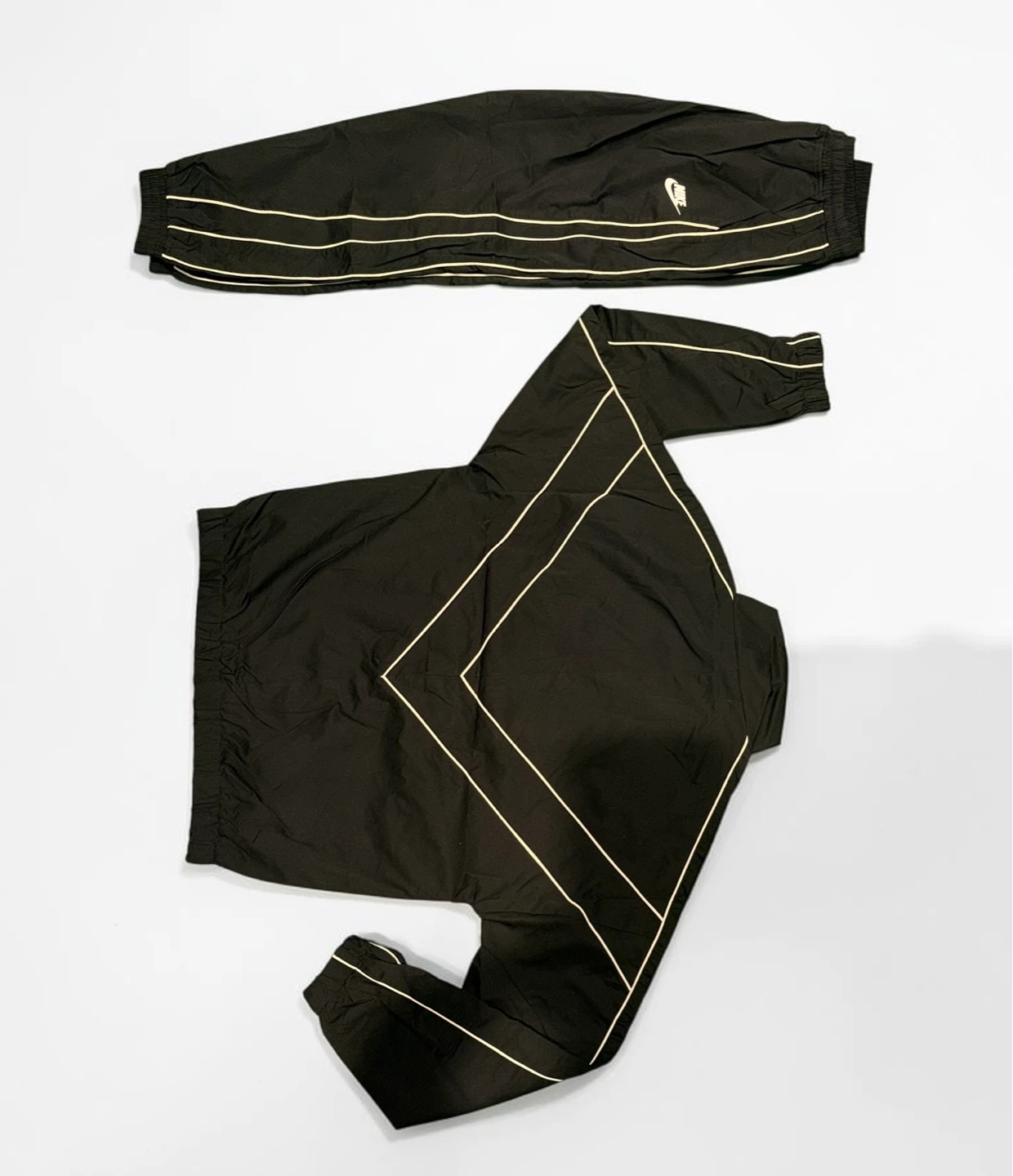 Nike Black Tracksuit Set - photo 2