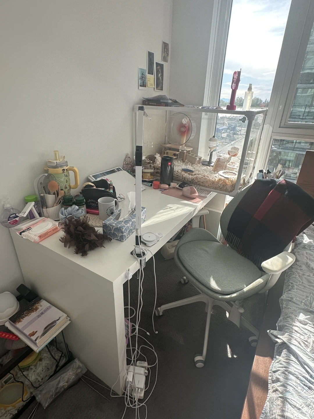 White wooden desk and office Chair