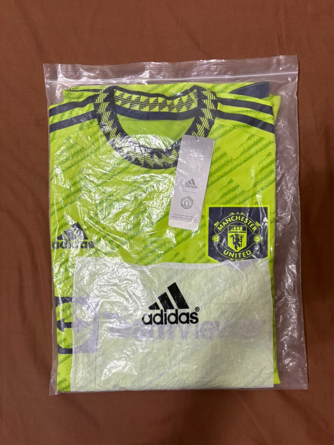 Adidas Manchester United 2023/24 Third Jersey - photo 3