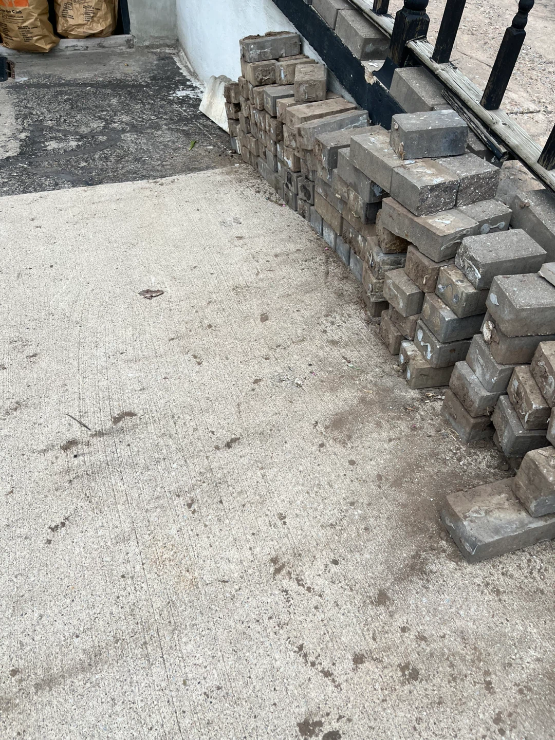 Paving Stones/Bricks