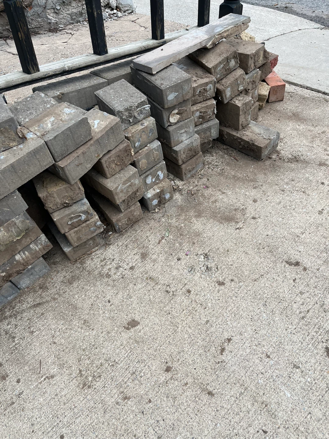 Paving Stones/Bricks - photo 2