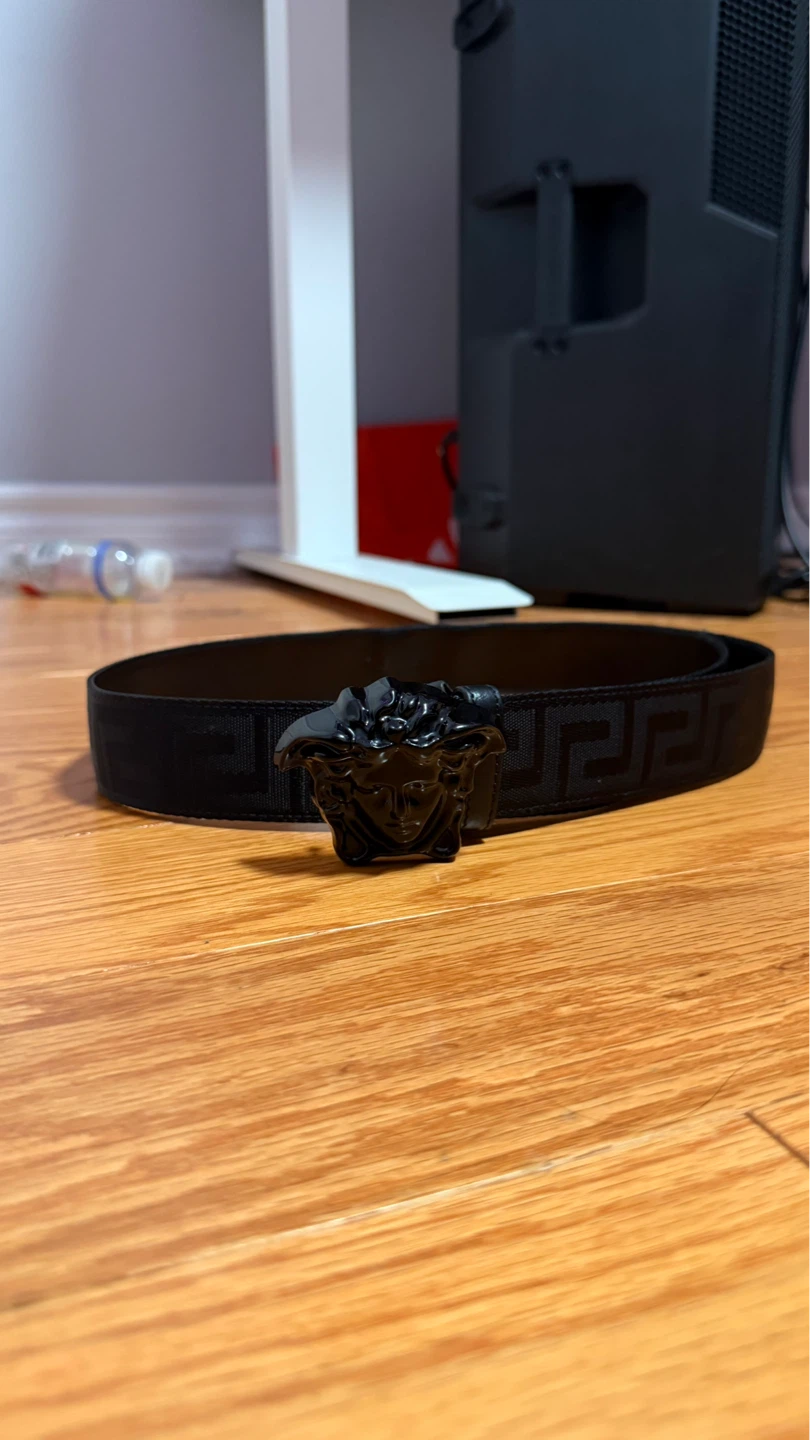 Versace La Greca Belt In Black.