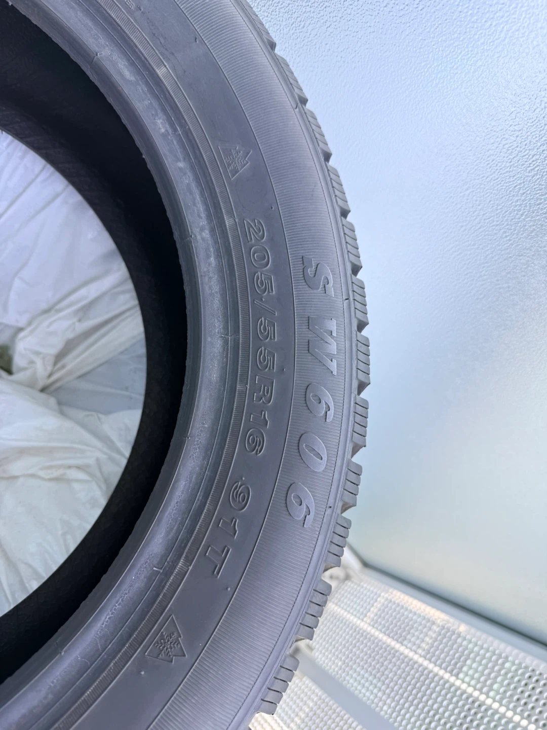 Elantra preferred package Michelin Winter Tires set of 4 - photo 2