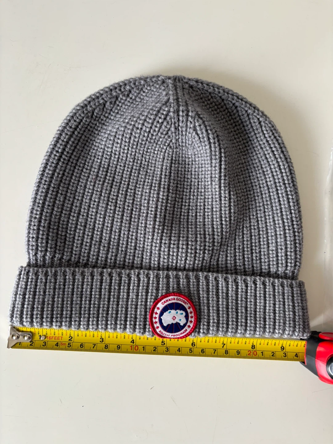 Canada Goose Grey Ribbed Beanie Hat - photo 3