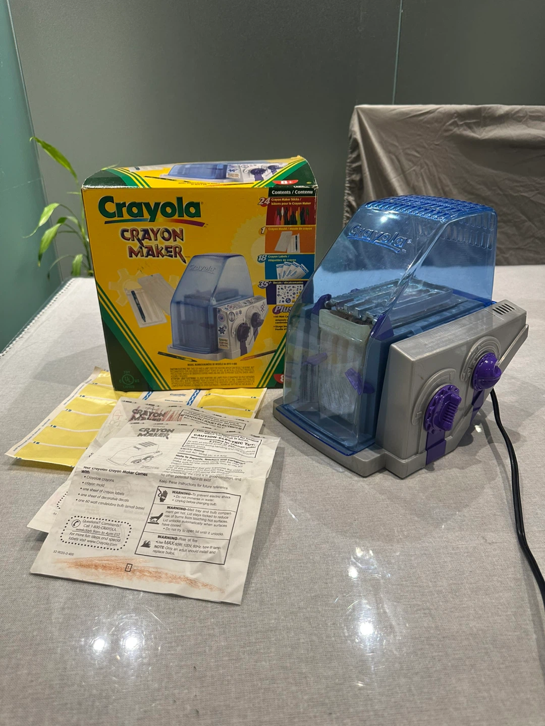 Crayola Crayon Maker