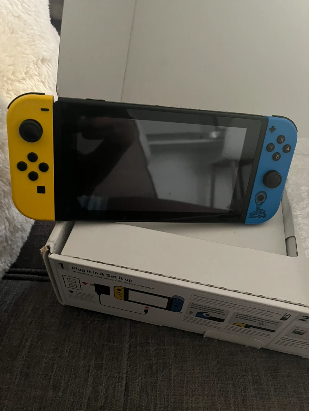 Nintendo Switch Console - Fortnite Edition - photo 3
