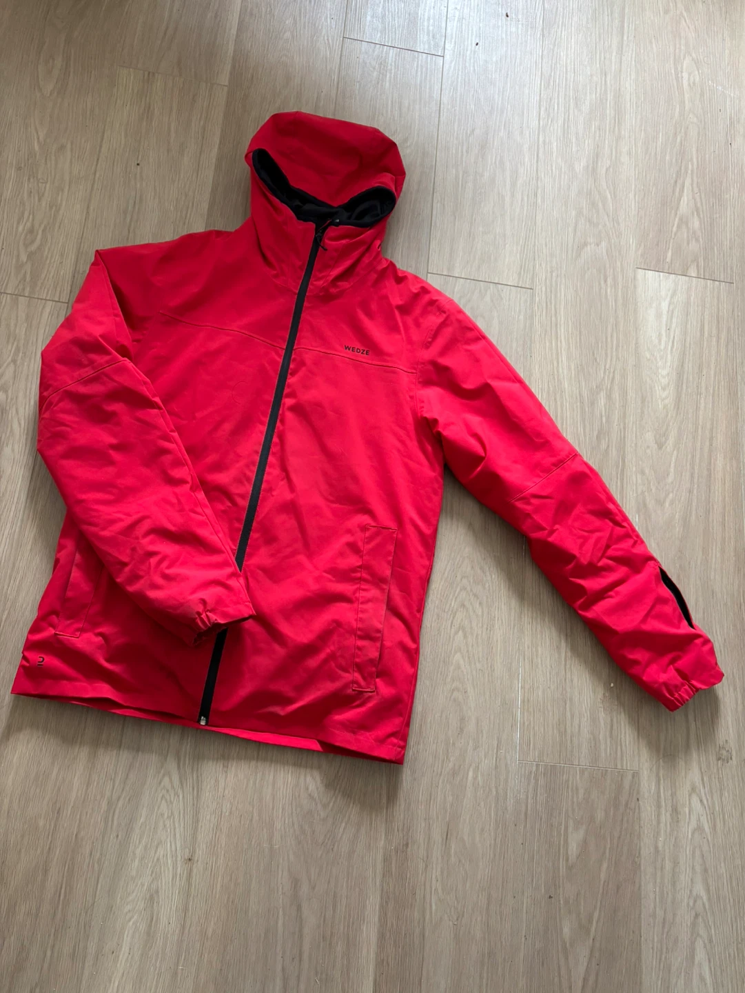 WEDZE Red Ski waterproof jacket