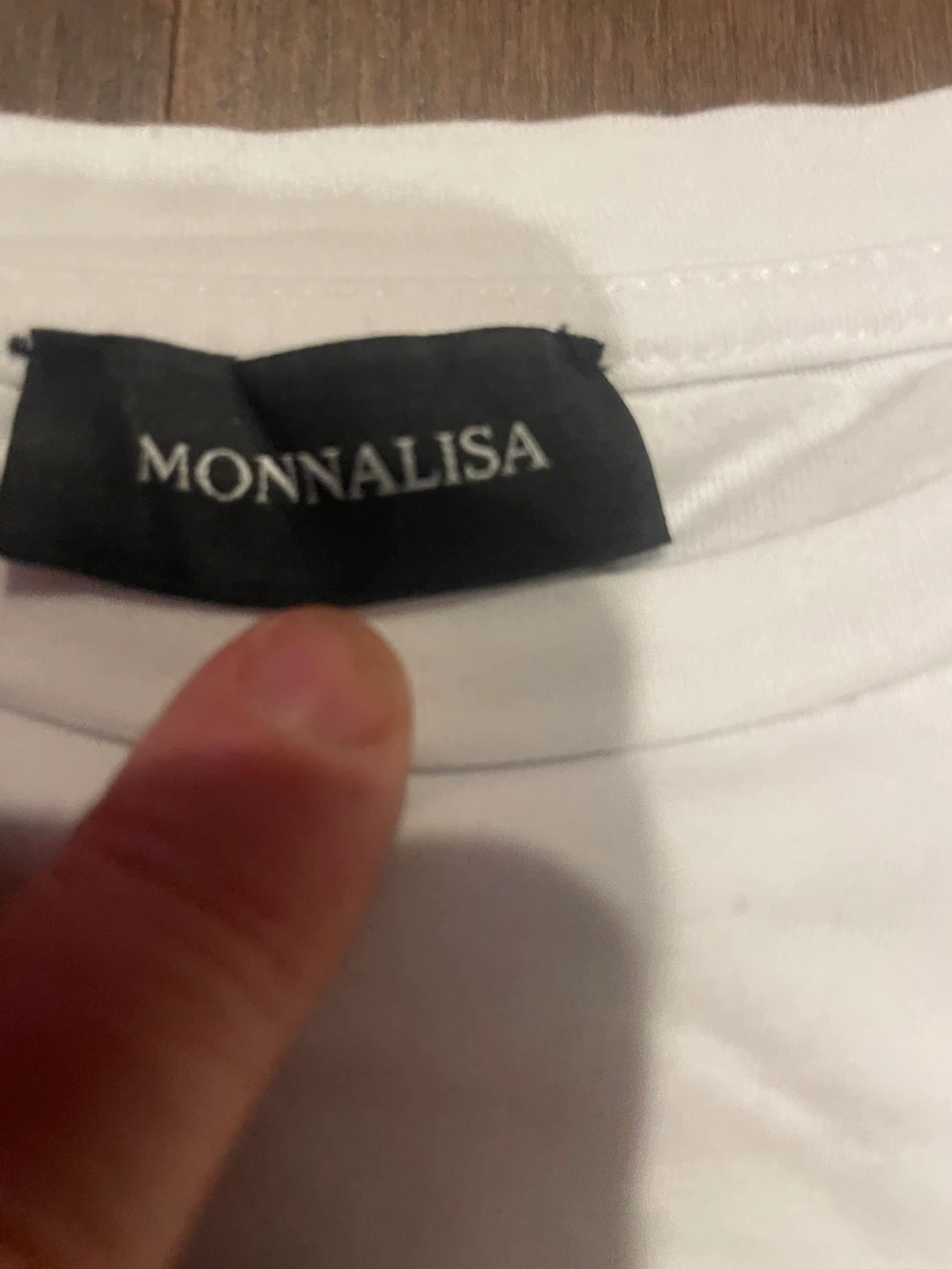 Mona Lisa White T-Shirt with Glitter Stars - Size Medium - photo 3