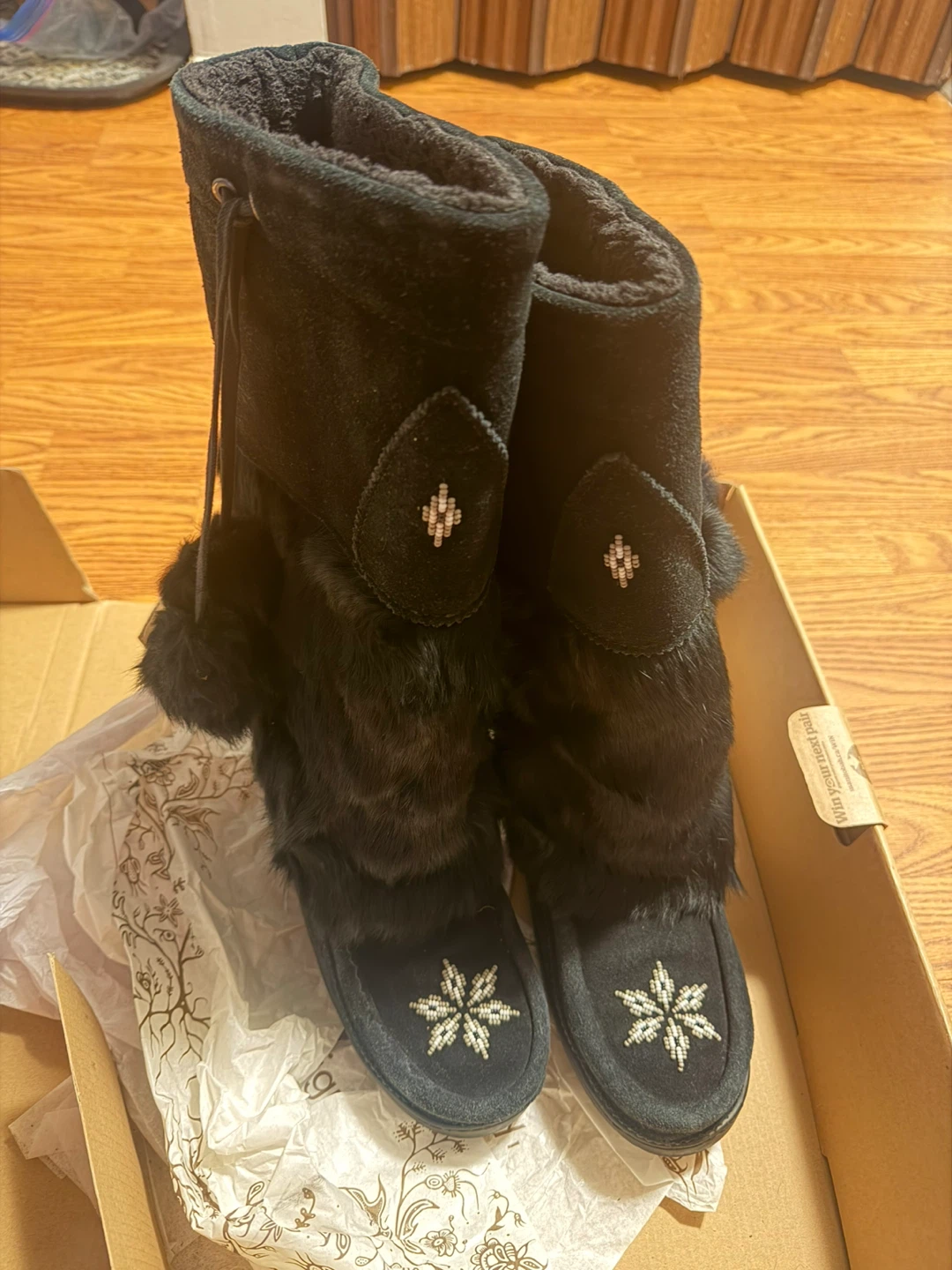 Manitobah Mukluks Tall Suede Mukluk Vibram Boots Size L07 Black