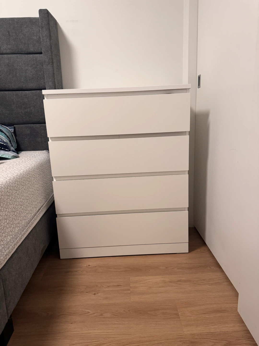 White 4-Drawer Dresser