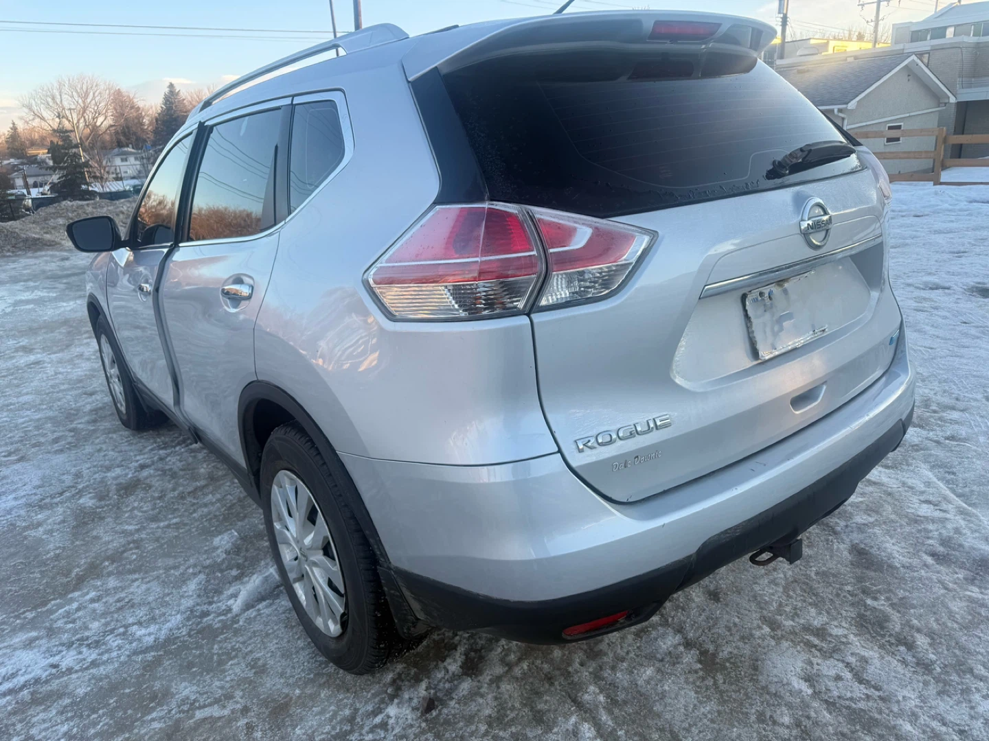 Silver Nissan Rogue SV AWD - photo 5