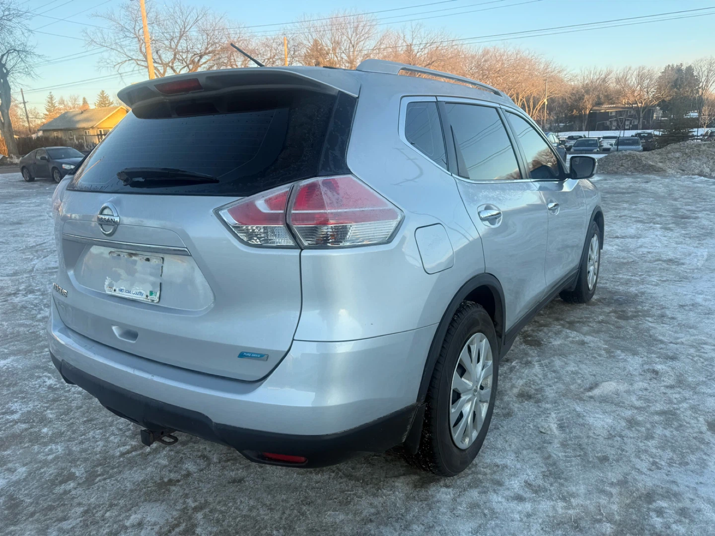 Silver Nissan Rogue SV AWD - photo 4