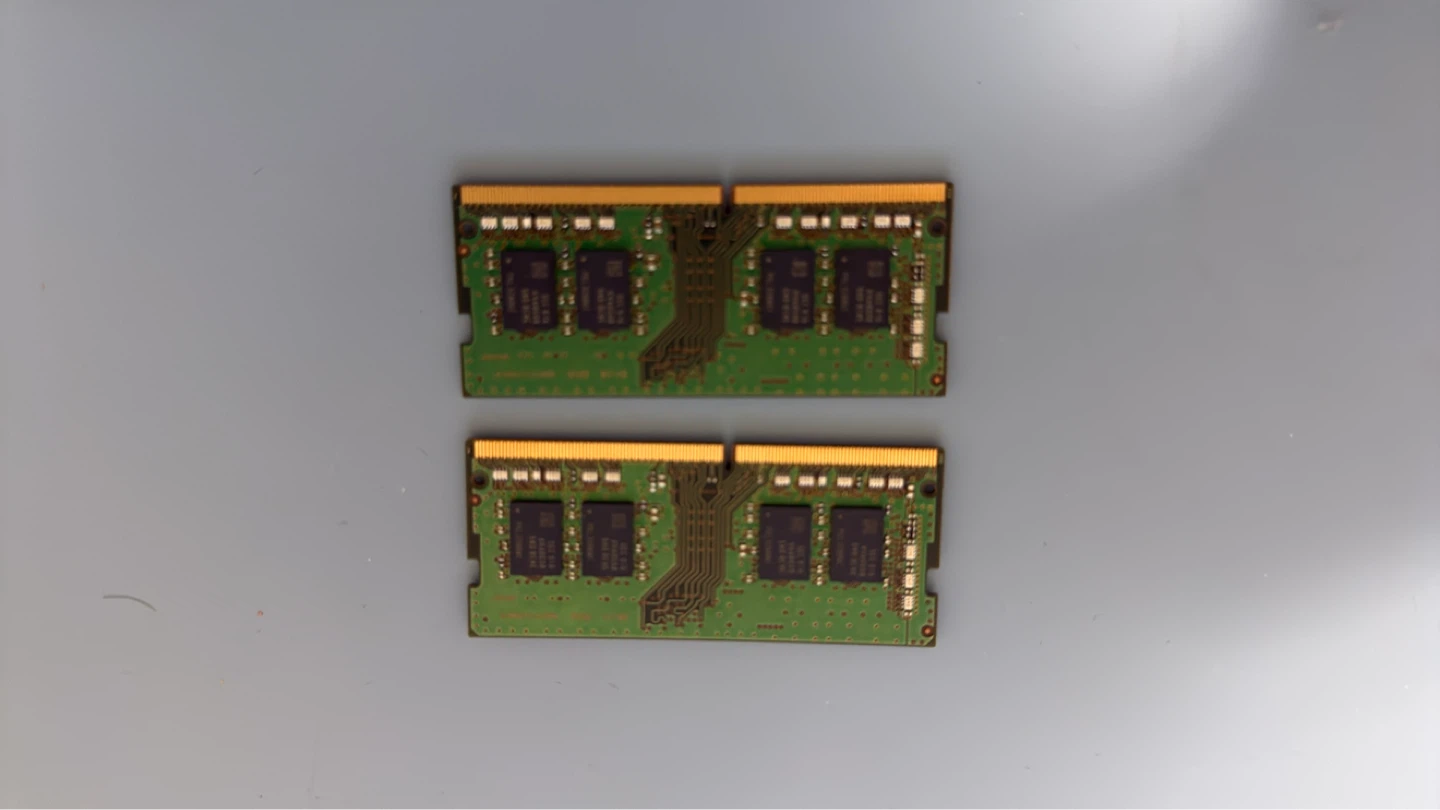 RAM, PSU, 2 HDS
