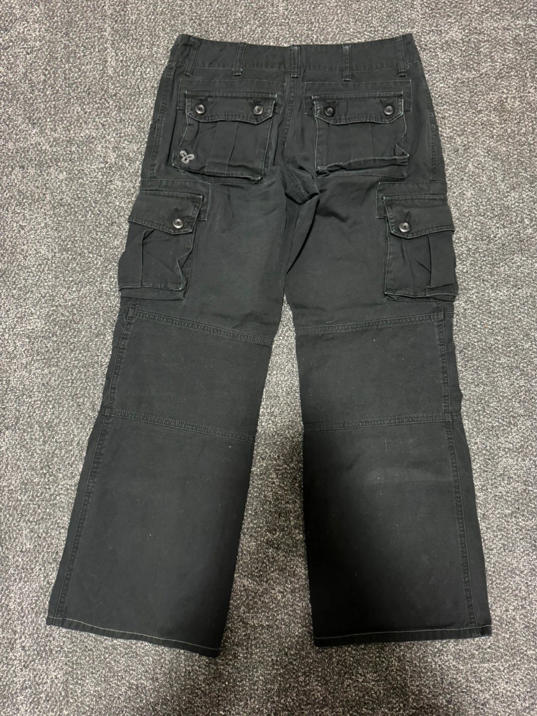 Aritzia TNA Black Cargo Pants - photo 2