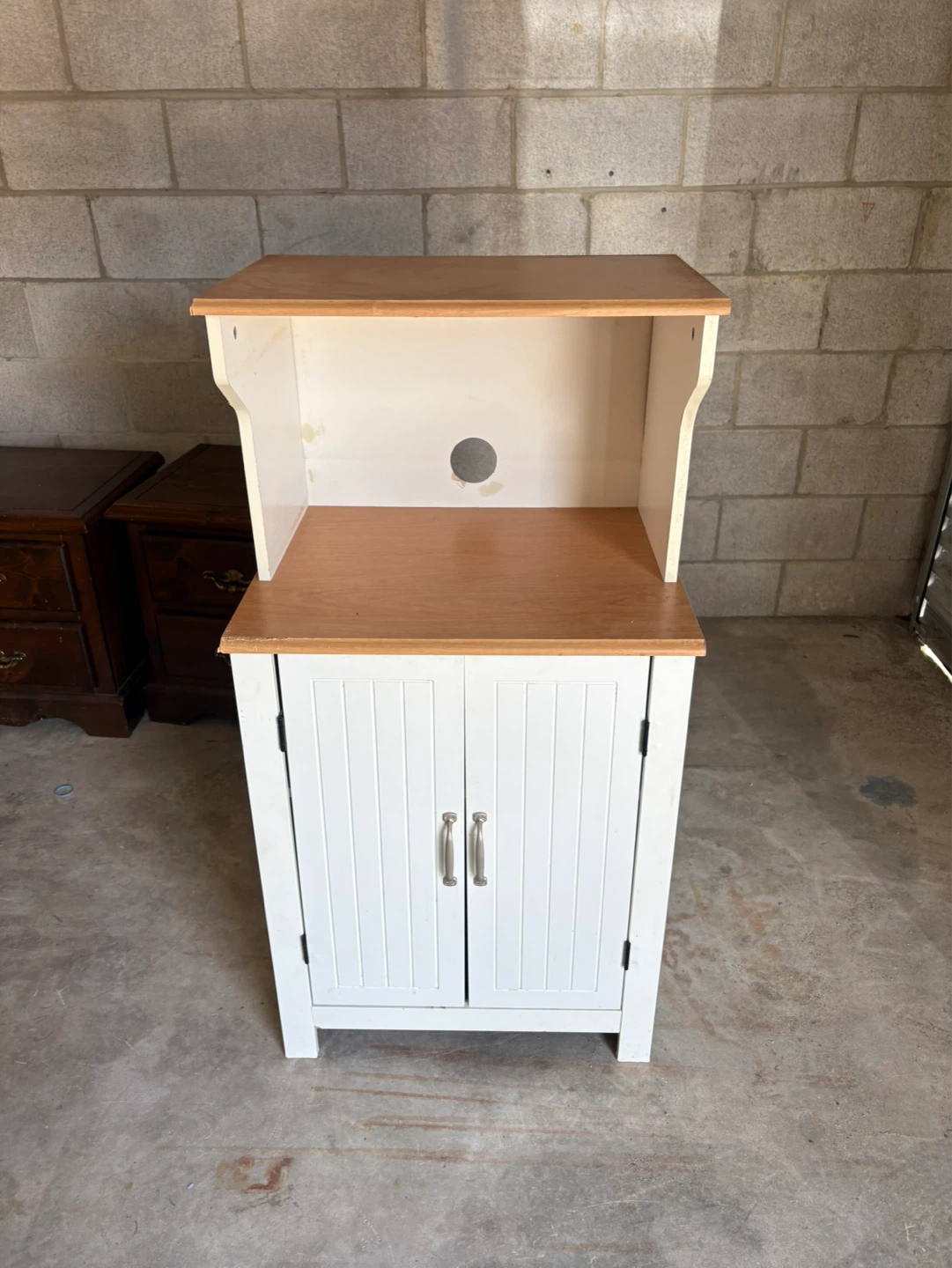 Free delivery used White and Wood Kitchen Microwave Cart - photo 2