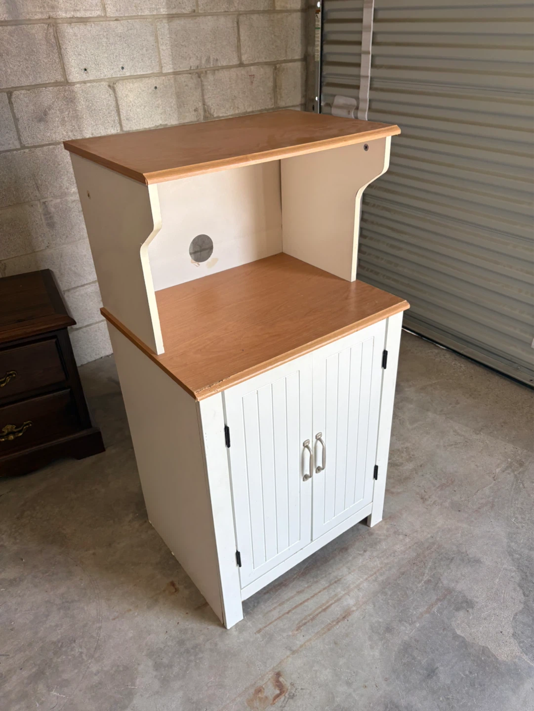 Free delivery used White and Wood Kitchen Microwave Cart - photo 5