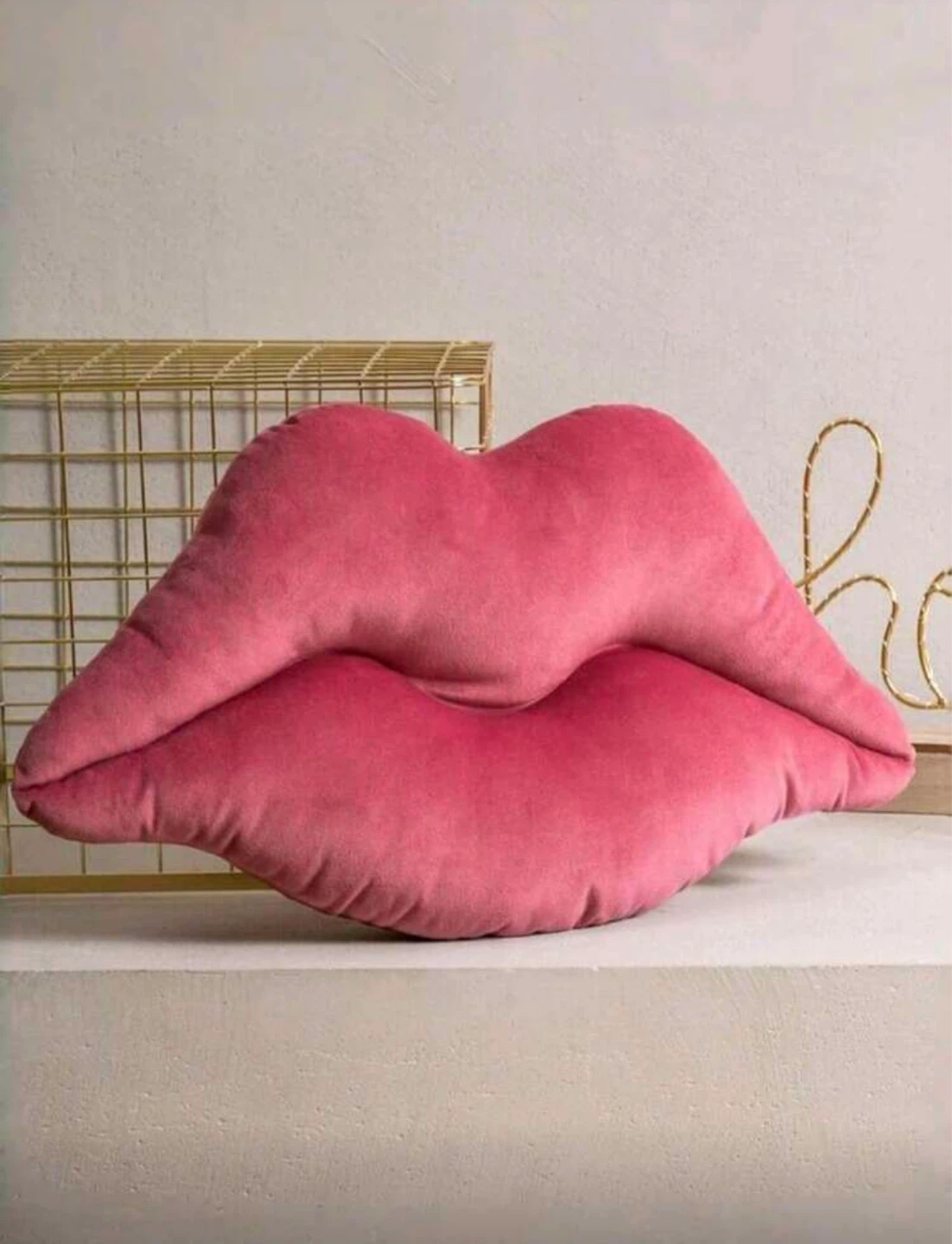 Lip Shaped Plush Pillow - photo 4