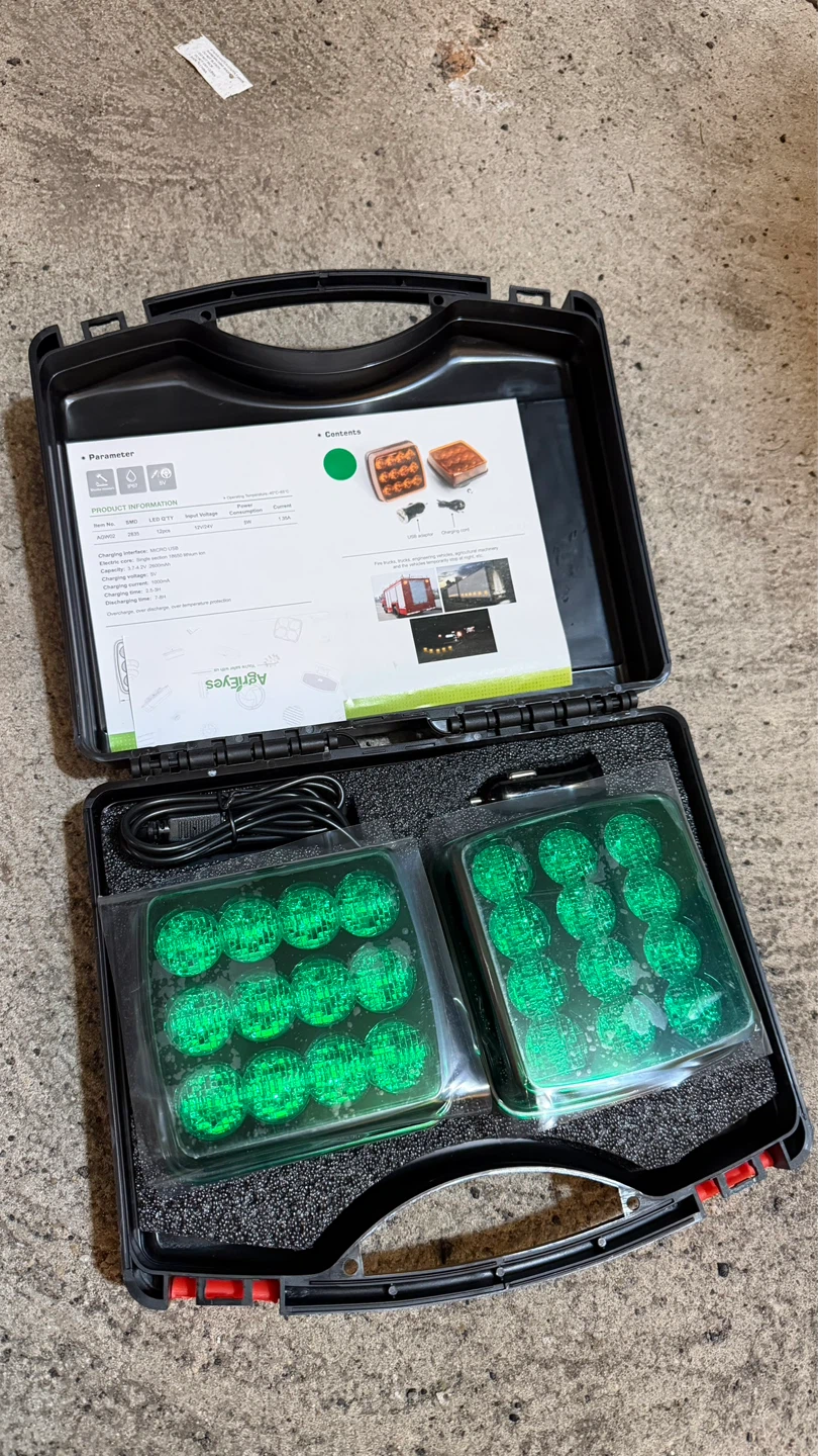 AgriEyes Magnetic Rechargeable Warning Light Kit - photo 2