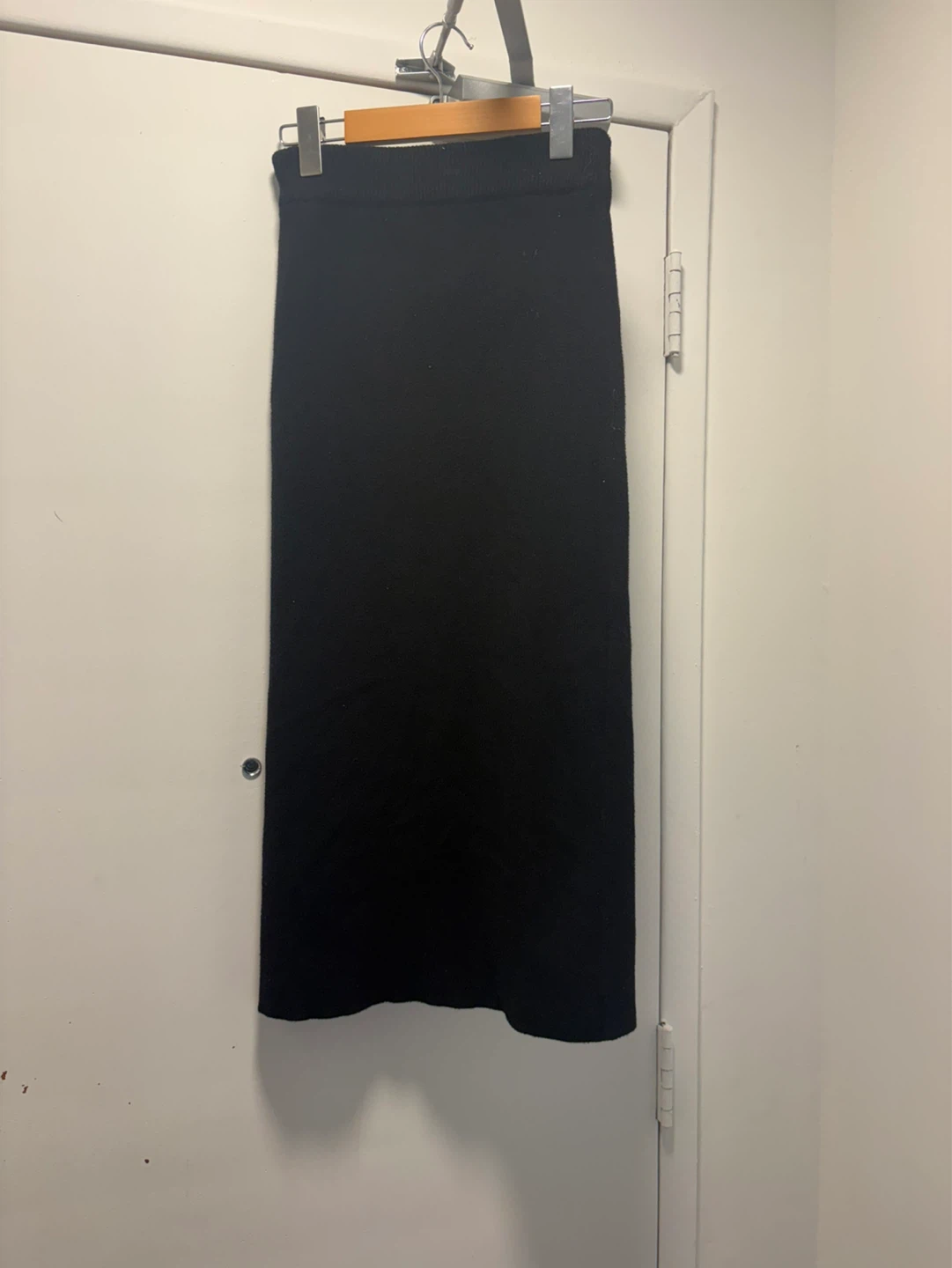 Black Knit Maxi Skirt with Slit