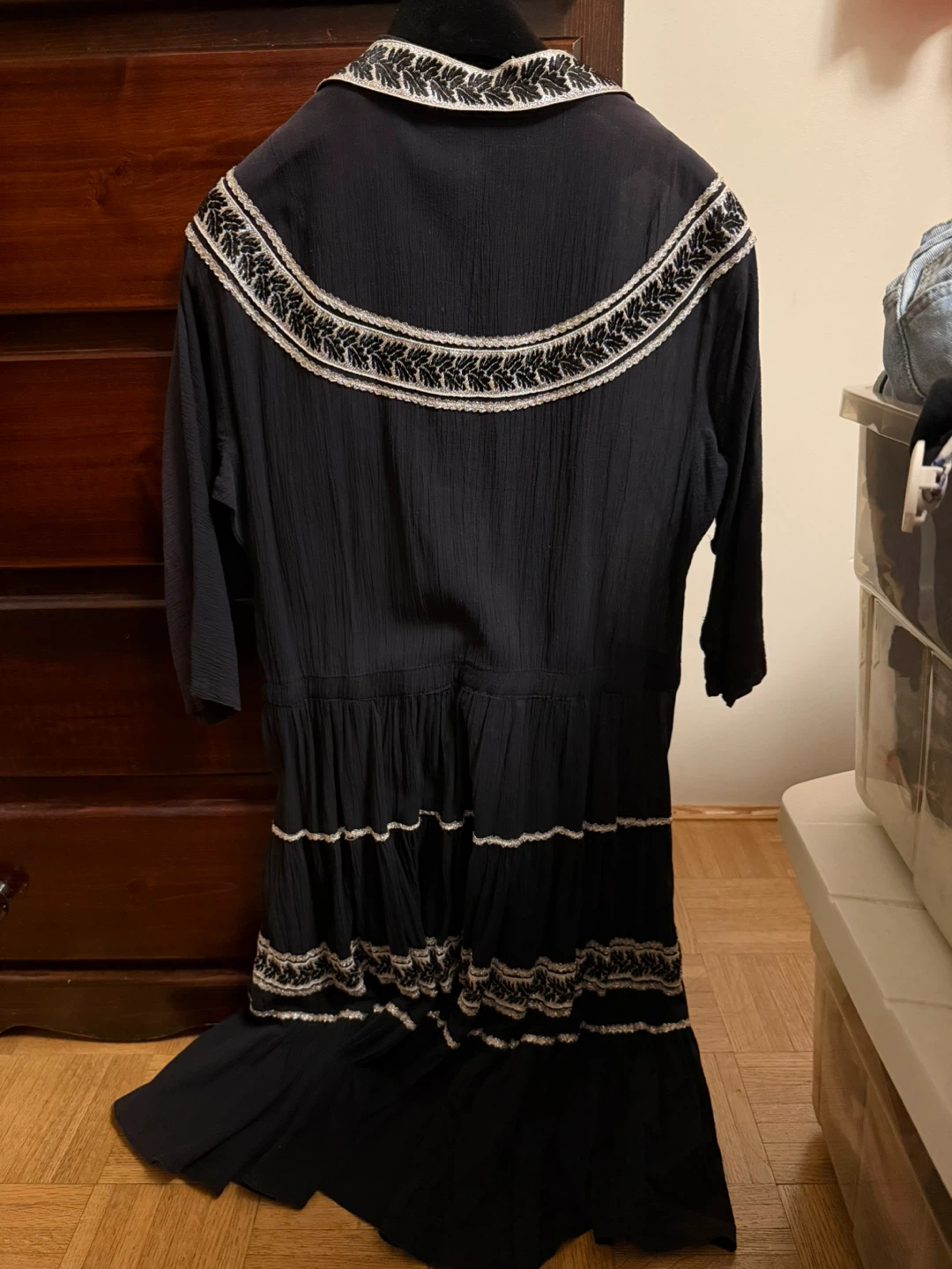 Black dress - photo 2