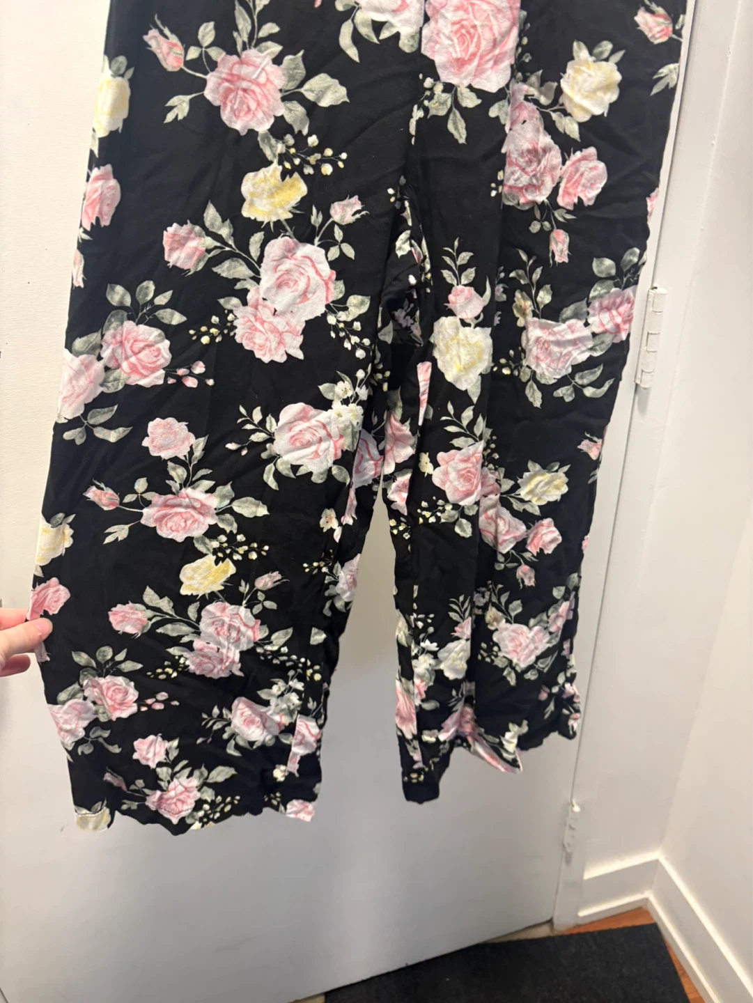 Streetwear Society Black Floral Jumpsuit Size S - photo 2