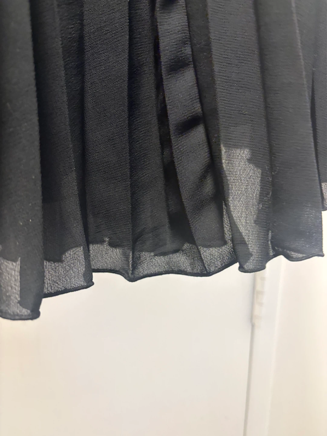 Black Pleated Midi Skirt - photo 3