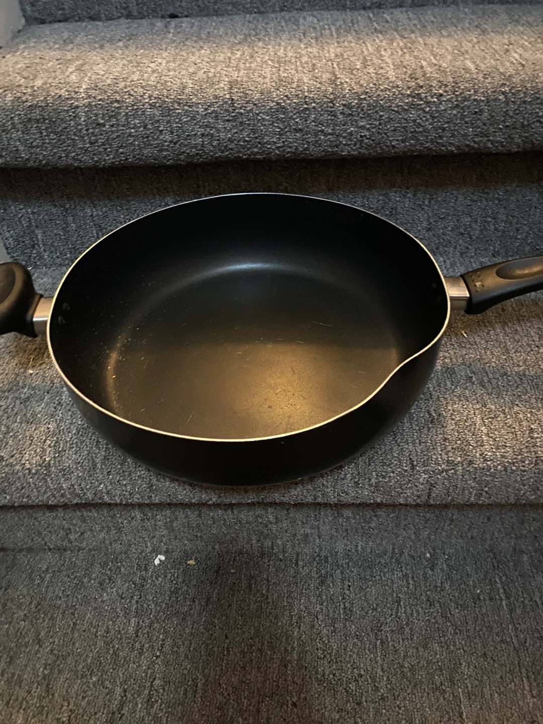 Black Non-Stick Saucepan