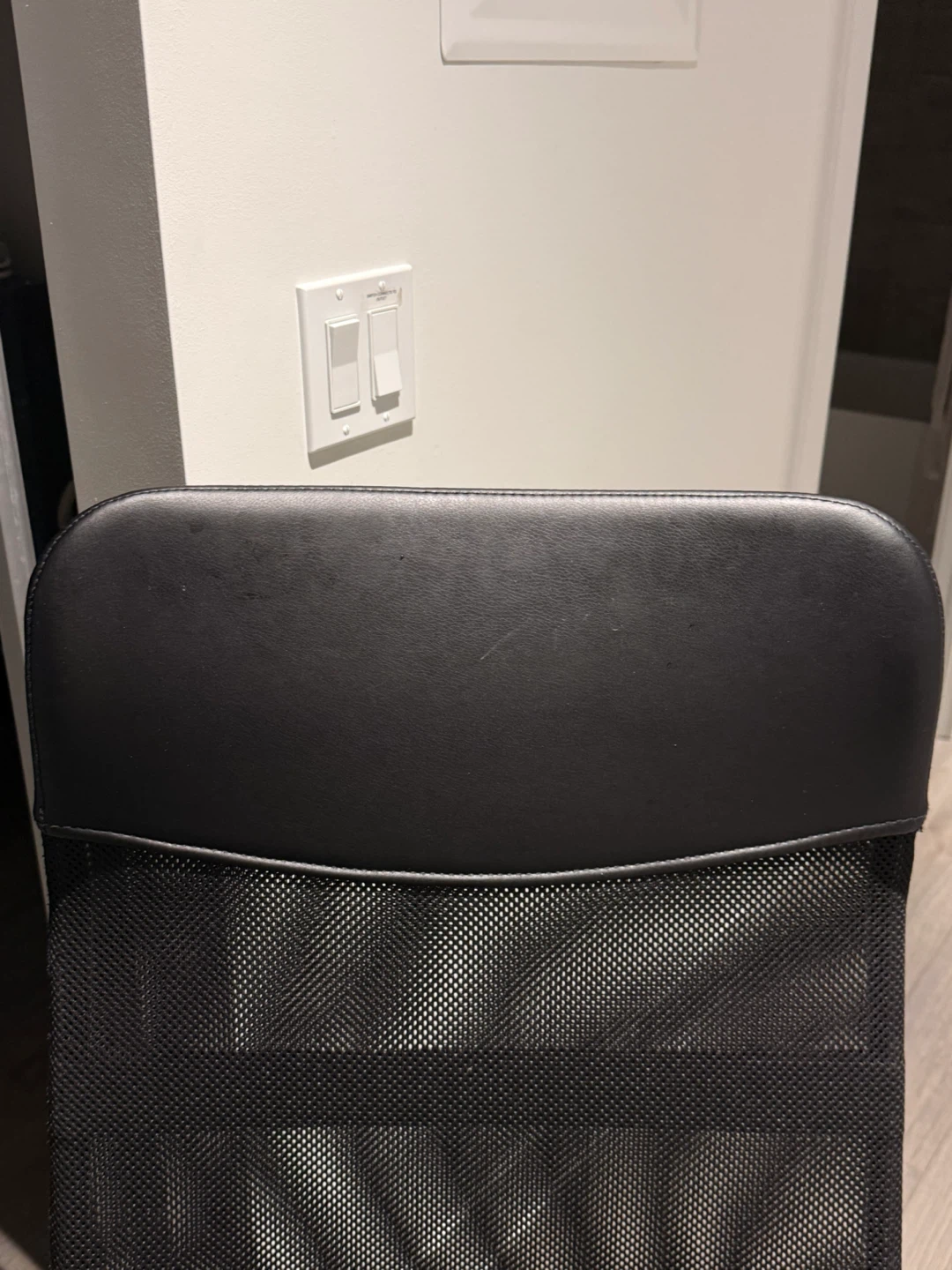Black Mesh Office Chair - photo 3