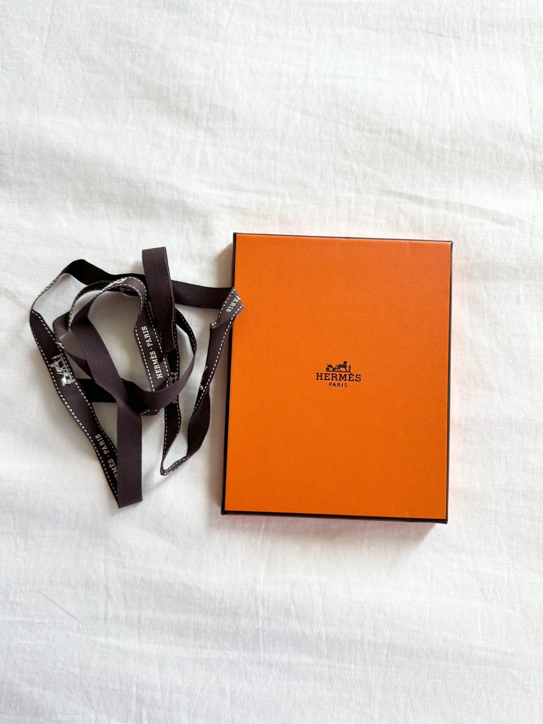 Hermès Paris Orange Gift Box with Ribbon - photo 5