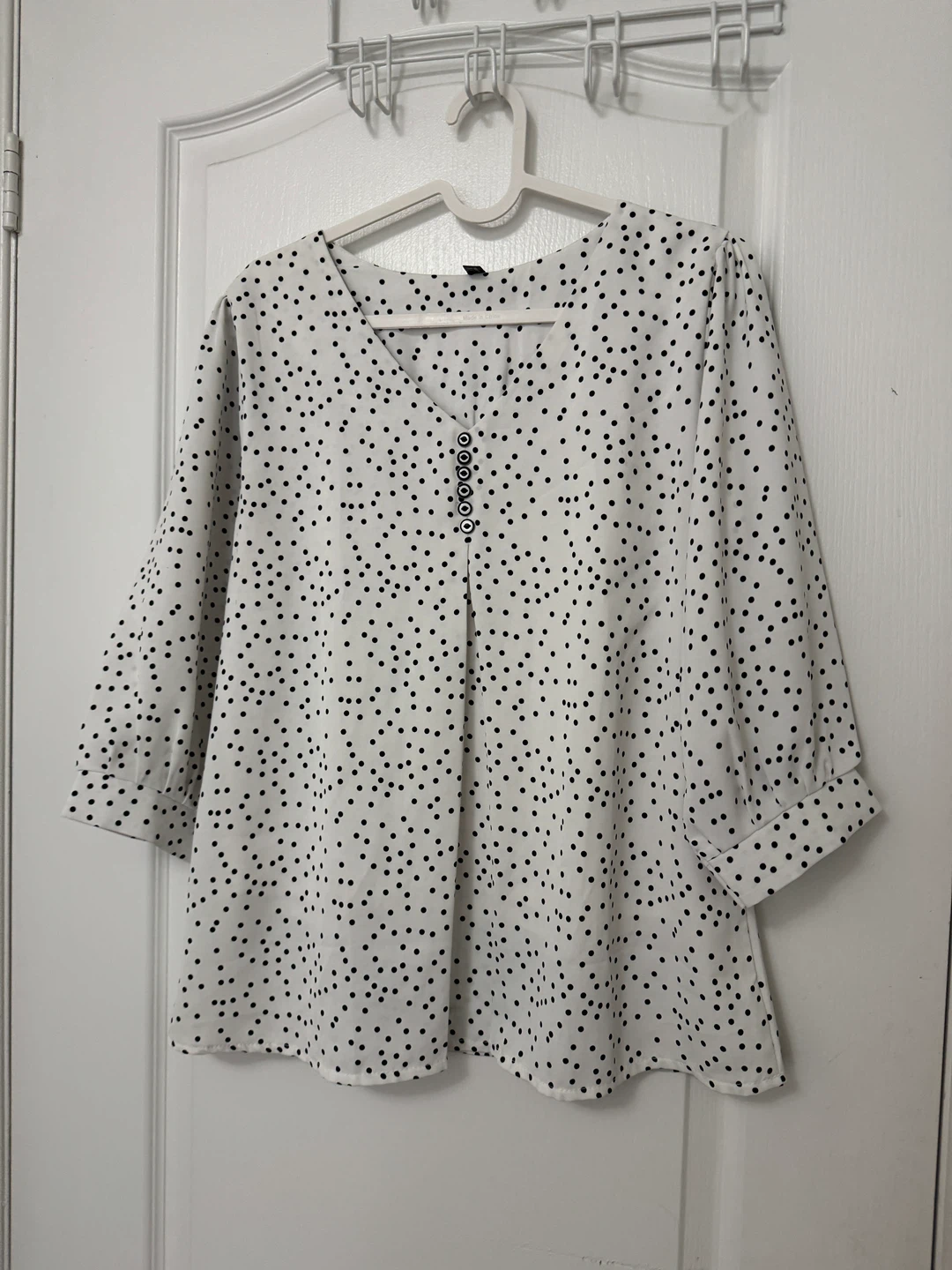 New Women's Tops - photo 3