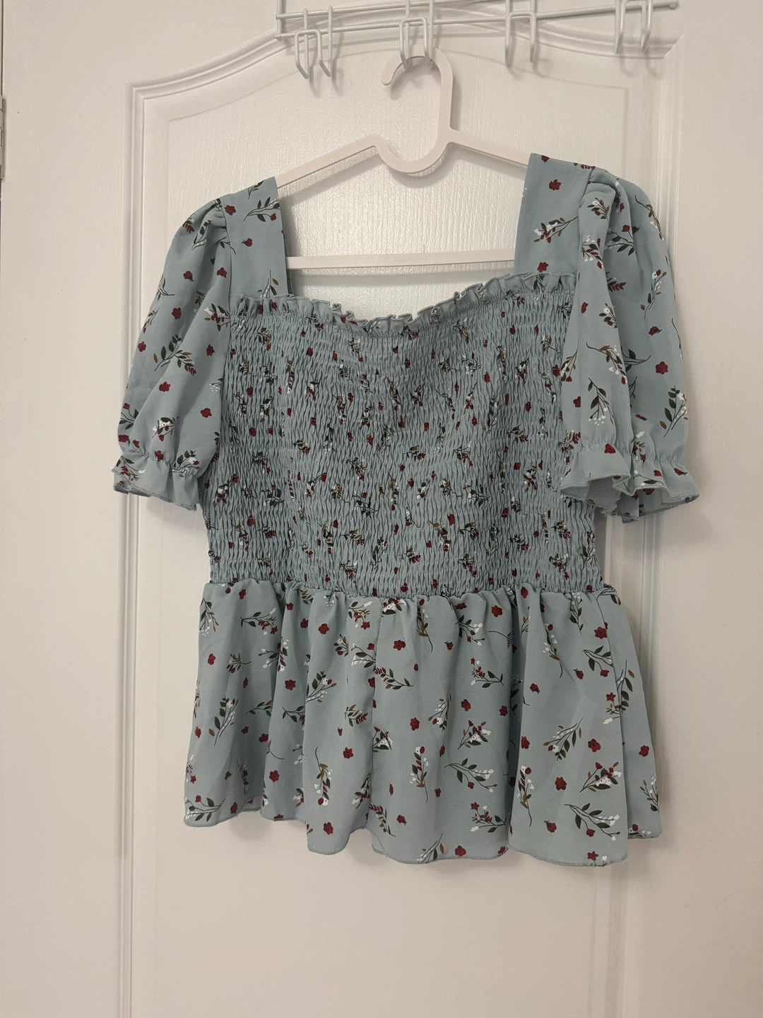 New Women's Tops - photo 4