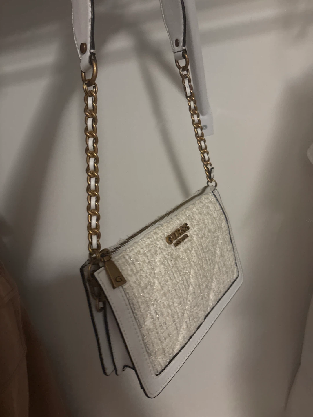 Guess White Tweed Chain Shoulder Bag - photo 2