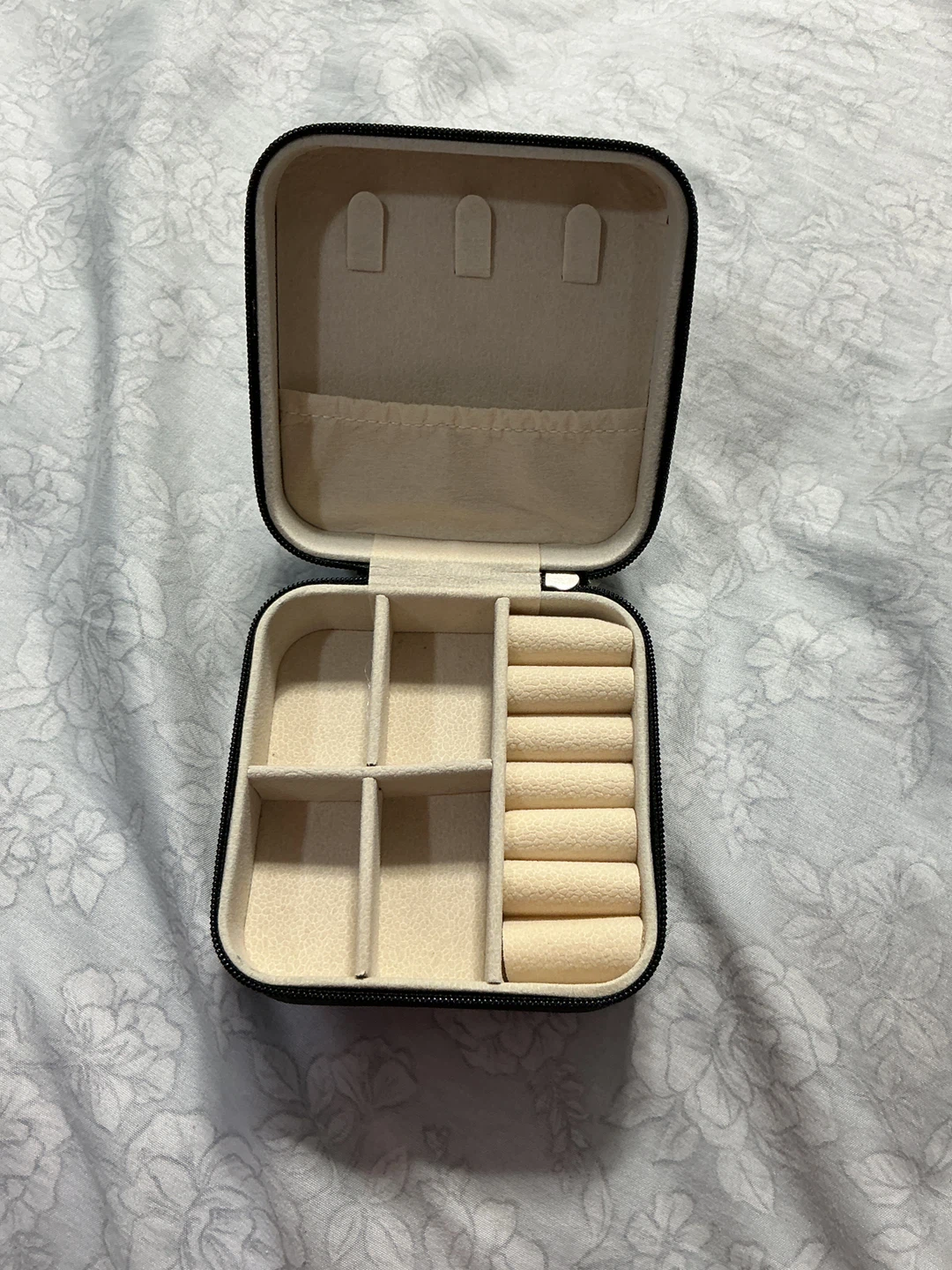 Black Travel Jewelry Organizer Box - photo 2