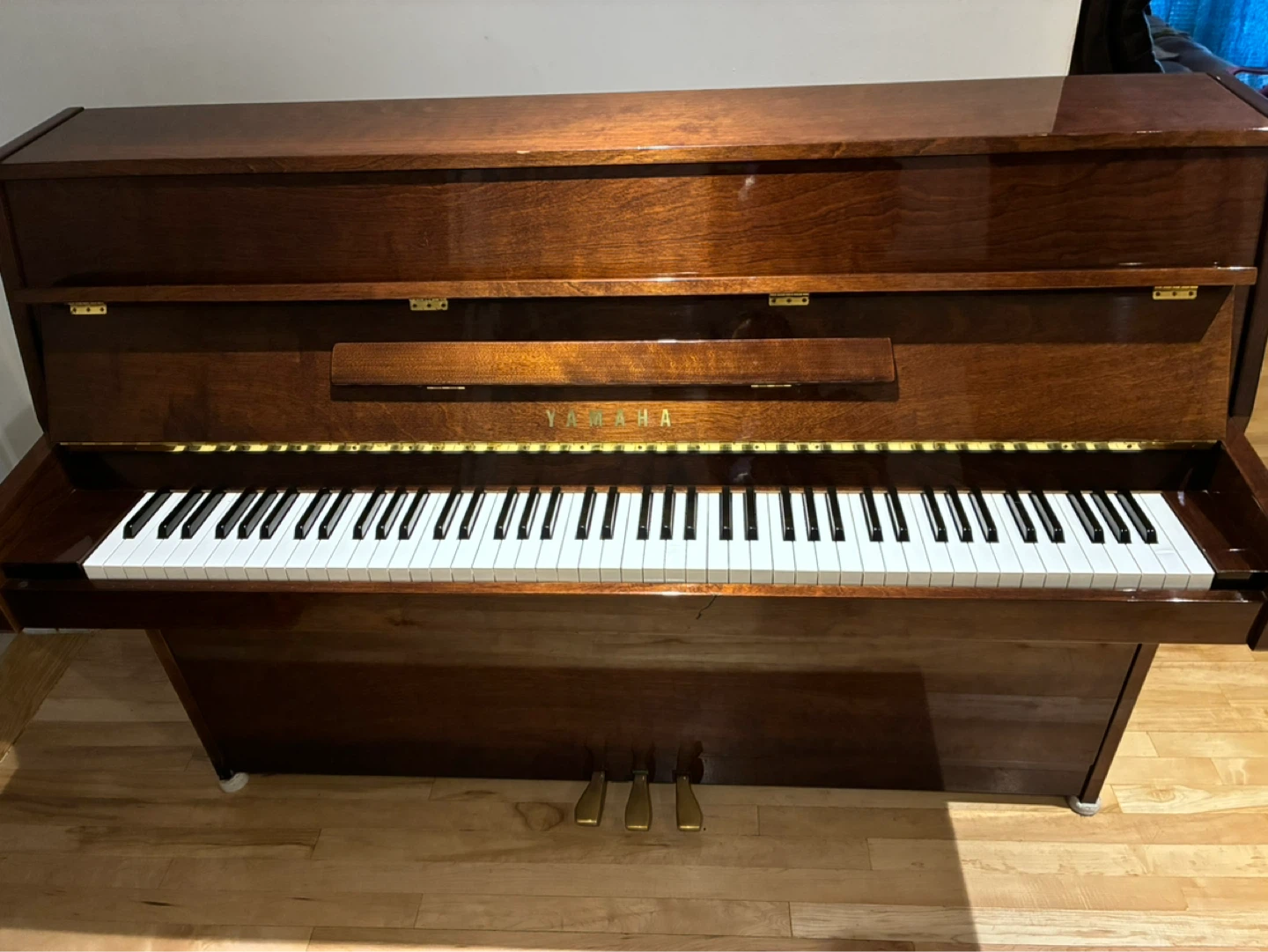 Yamaha Upright Piano