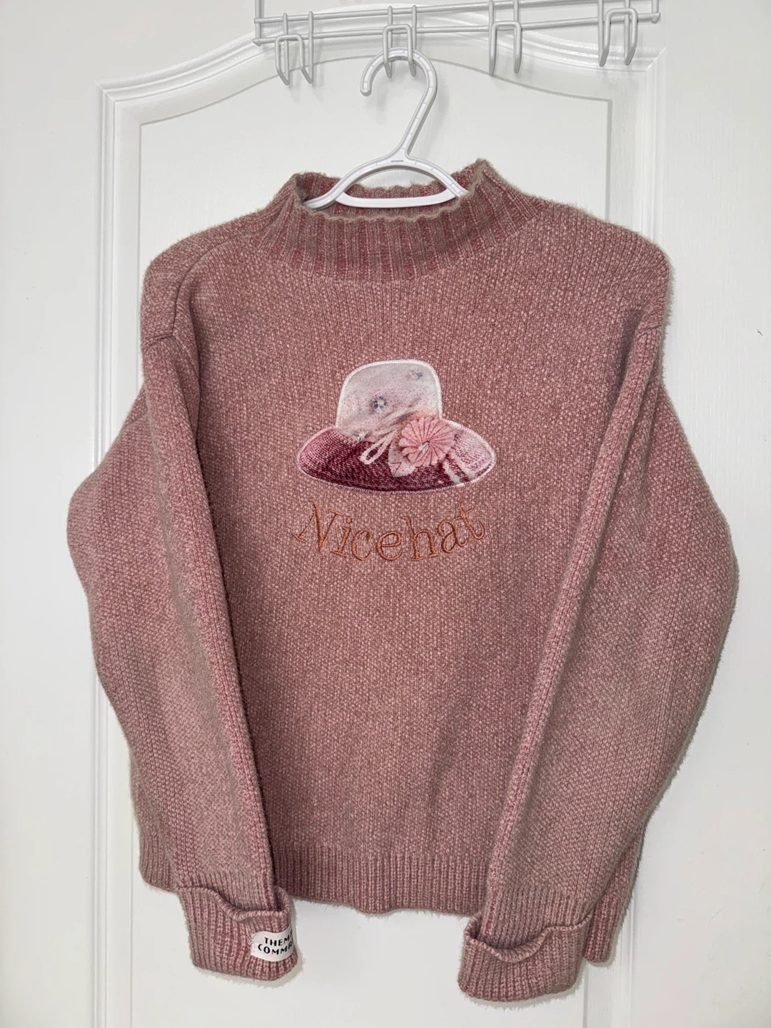 Pink Knit Sweater with Hat Embroidery