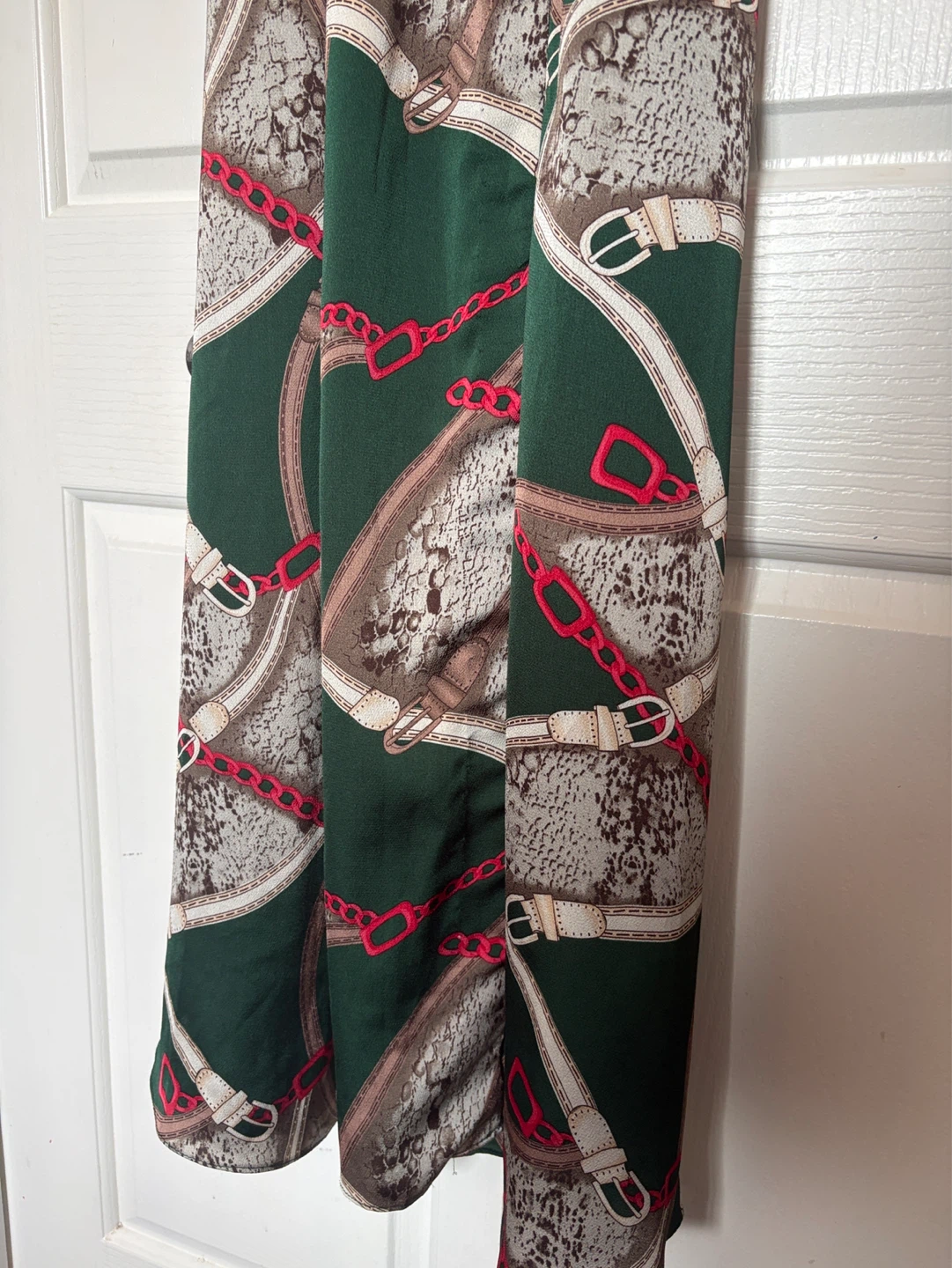 Green Belt and Chain Print Maxi Dress - photo 4