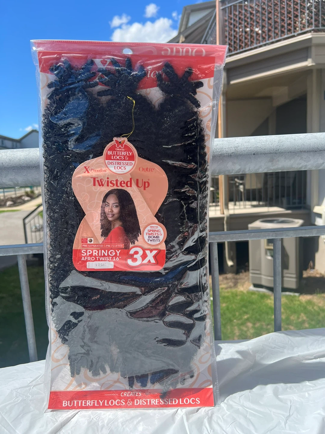 X-Pression Outre Twisted Up 3X Springy Afro Twist 16" - Black - photo 4