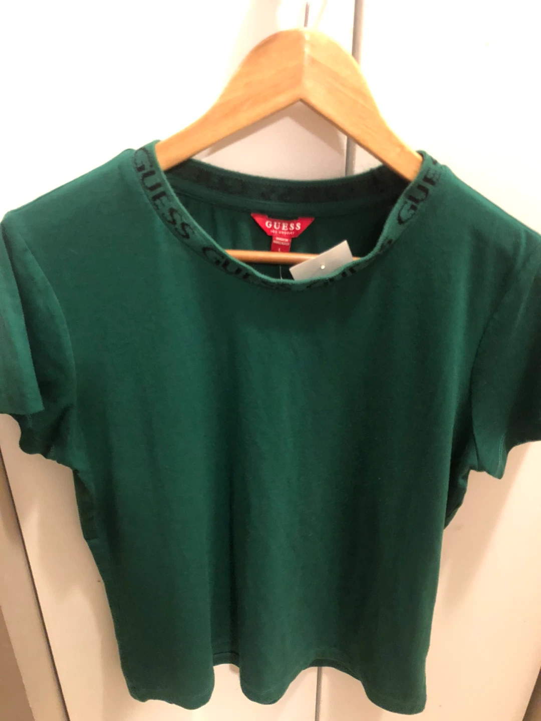 NEW GUESS Women's Green T-Shirt Size L