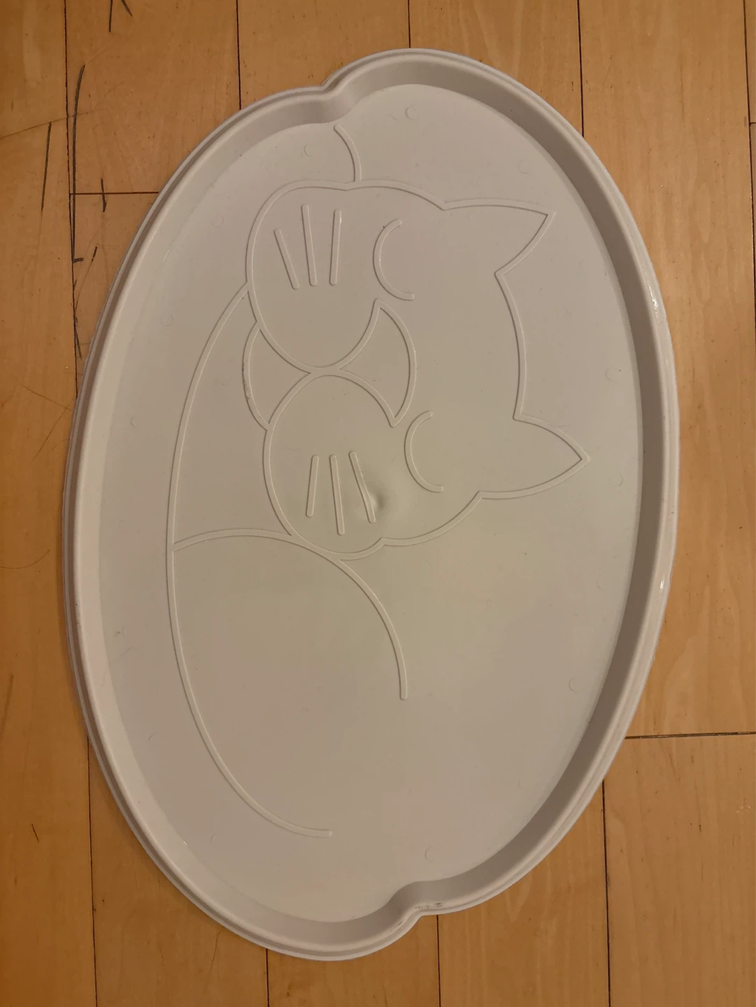 Cat Shaped Plastic Tray