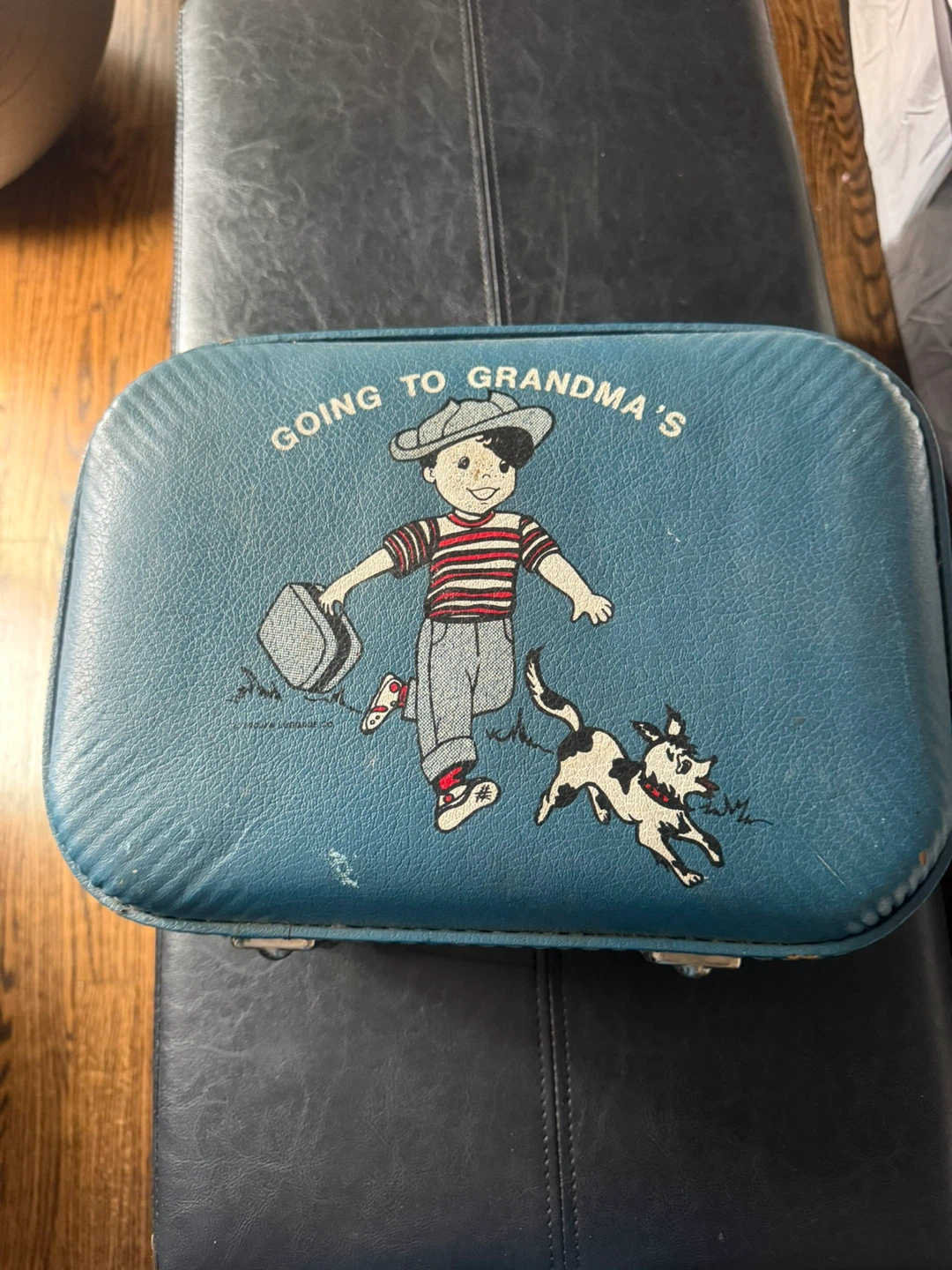 Vintage "Going to Grandma's" Kids Suitcase - photo 2