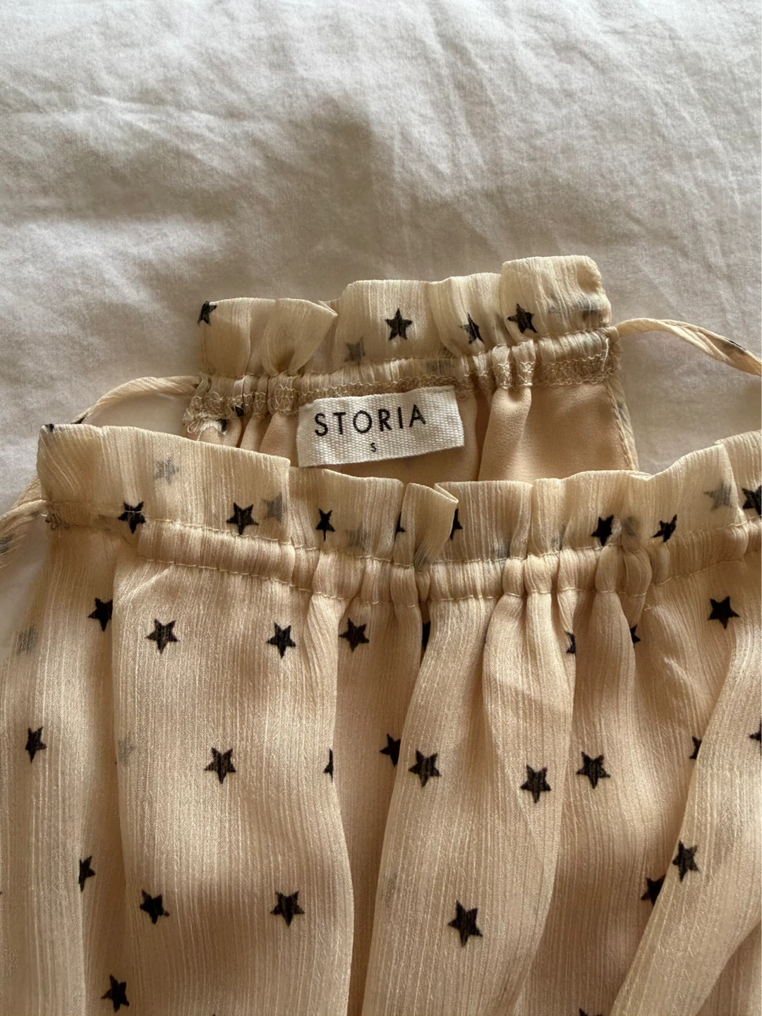 Storia Beige Star Print Mini Dress Size S - photo 2