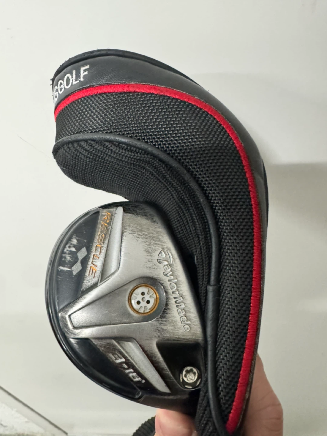 TaylorMade Rescue 3-Hybrid golf club w/ headcover